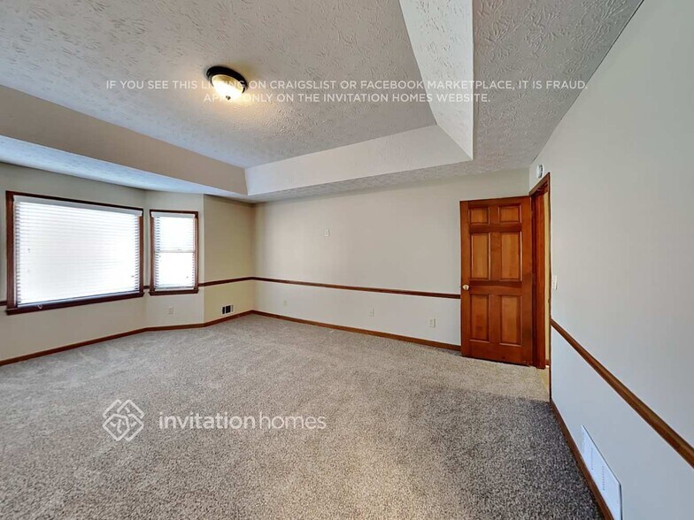 Building Photo - 1231 Great Oaks Dr SE