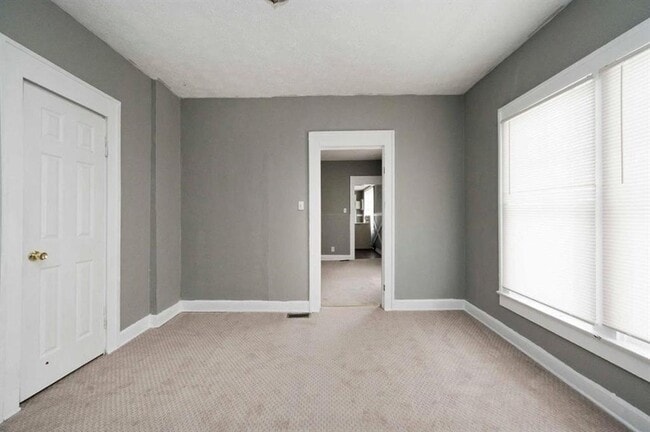 Building Photo - 2917 E Michigan St