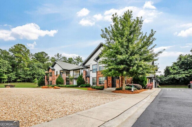 Building Photo - 800 Milwood St