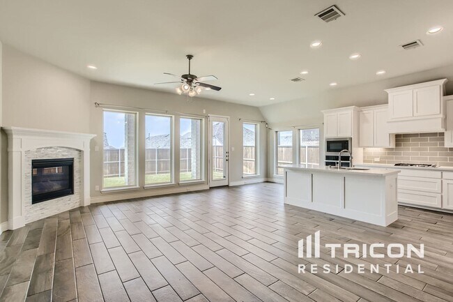 Building Photo - 843 Knoxbridge Rd