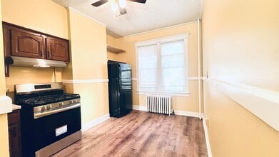 Building Photo - 212 Wilkinson Ave