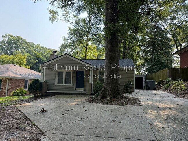Building Photo - 3224 Forrest Hills Dr SW