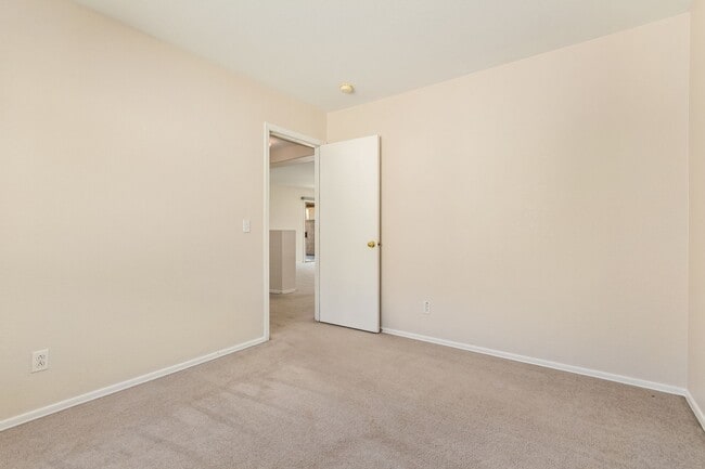Building Photo - New Listing in El Mirage