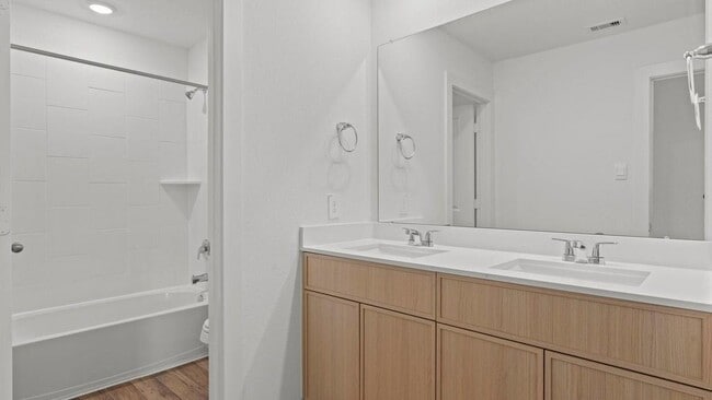 Building Photo - 3562 Lovebird Ln