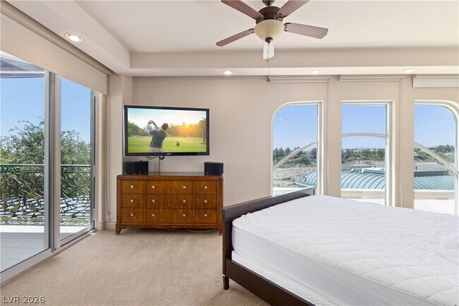 Building Photo - 9103 Alta Dr