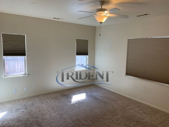 Building Photo - This a Beautiful newer 3 bedroom, 2 bath house