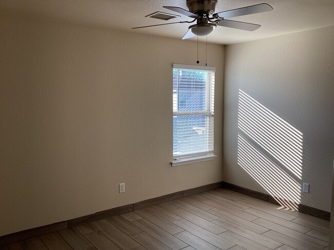 Building Photo - 15602 Jasmine Tree Ln