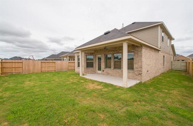 Building Photo - 10526 Preserve Wy