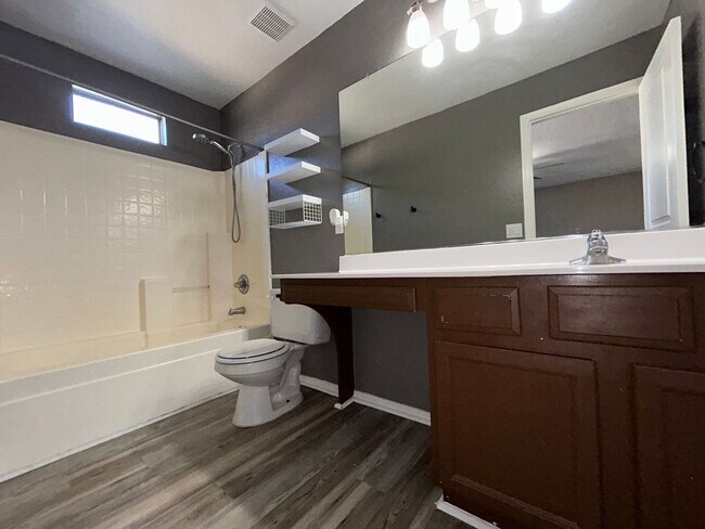 Building Photo - 15808 W Yavapai St