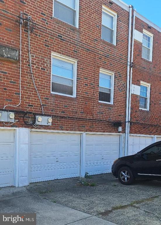 Building Photo - 1803 Hartranft St