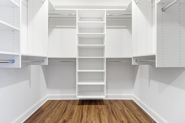 Building Photo - 5501 John F. Kennedy Blvd