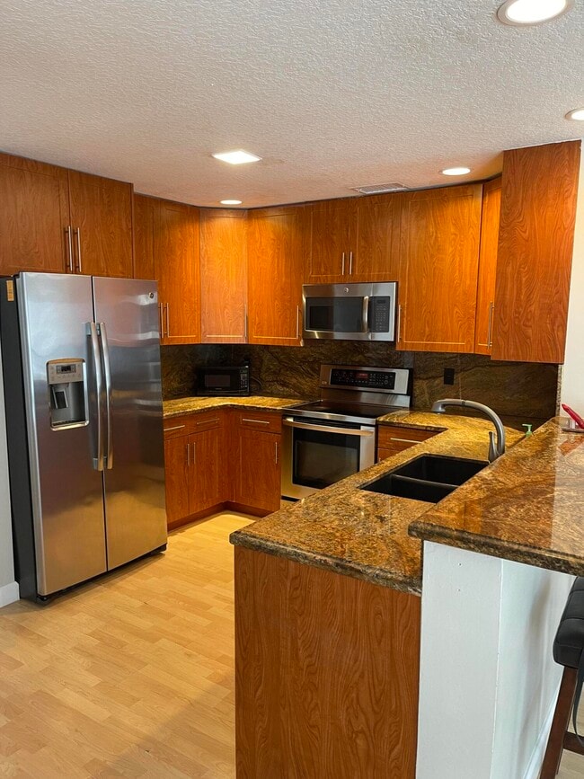 Building Photo - 20886 Avenel Run