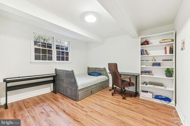 Building Photo - 6719 Baron Rd