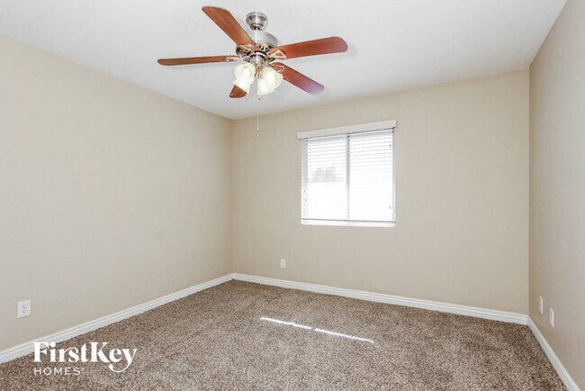 Building Photo - 3636 W Ironwood Dr