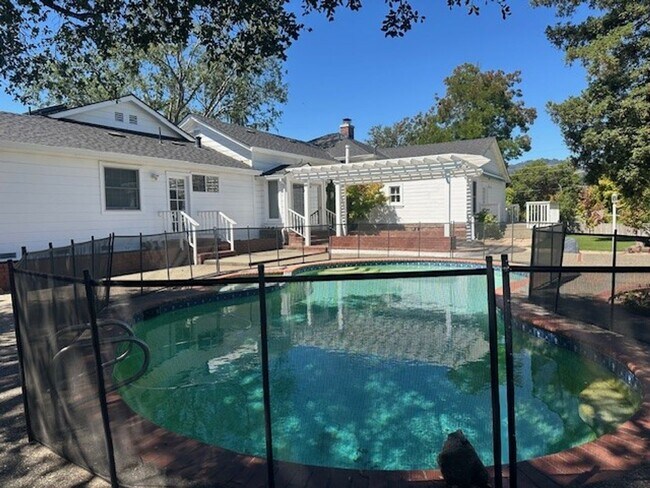 Building Photo - Historic Home On Huge Lot With Swimming Po...