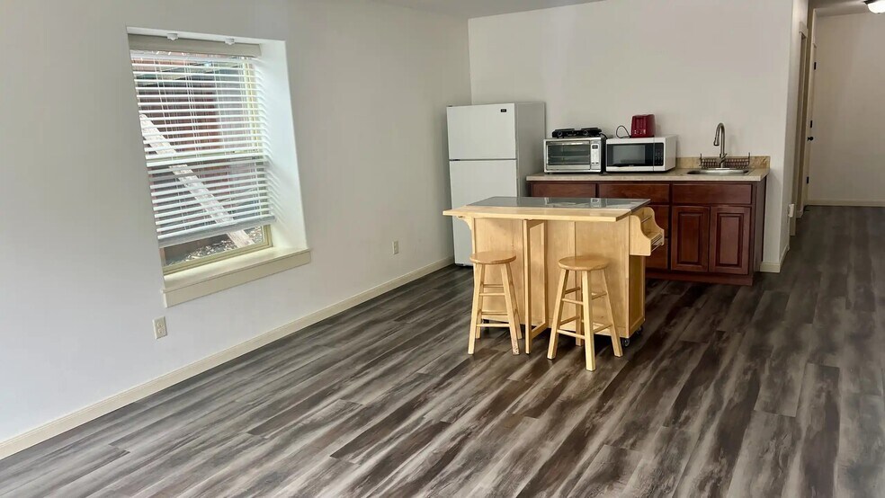 Building Photo - 3703 NW 122nd St