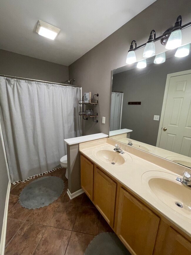 Building Photo - 7229 Mabels Way