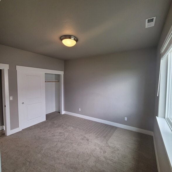 Bedroom #2 - 3125 Deserthawk Lp