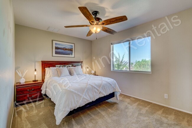 Building Photo - 2450 Angler Dr