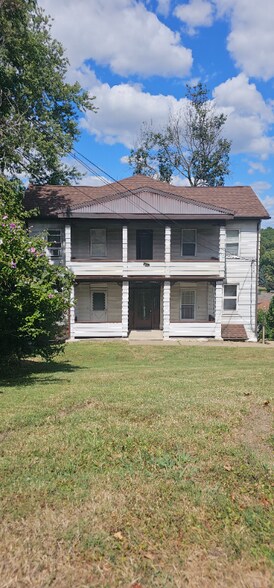 Primary Photo - 2767 Churchview Ave