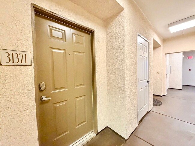 Building Photo - Stylish 2 Bedroom 2 Bathroom 1 Car Garage with Resort Style Amenities in Prime Temecula Location