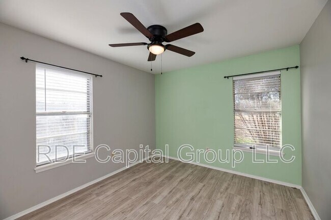 Building Photo - 1407 Franklin St