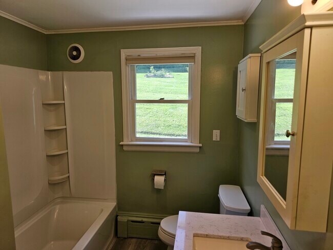 Building Photo - 205 Catlin Rd