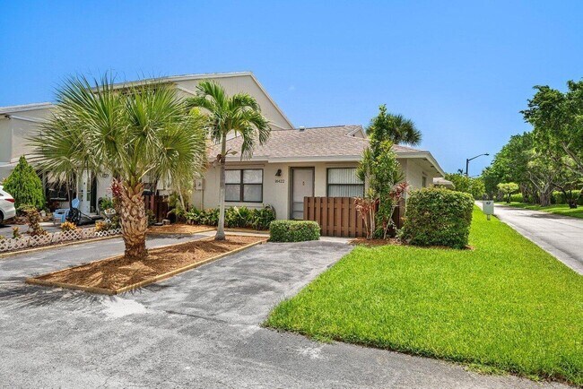 Building Photo - 16422 Straw Way