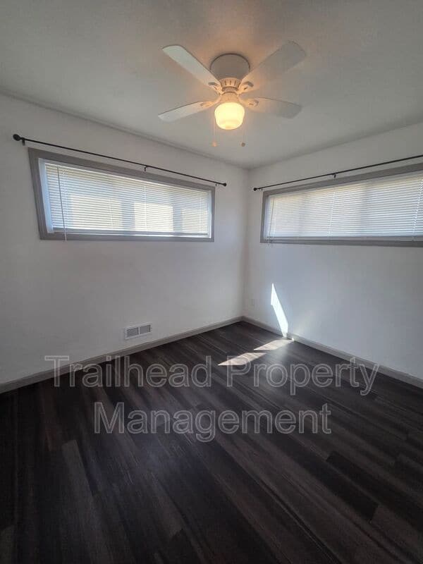 Building Photo - 11127 Blue Ridge Blvd