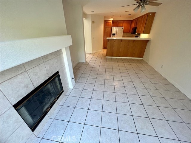 Building Photo - 33 Cambria