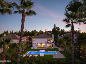 Building Photo - 24005 Clarington Dr