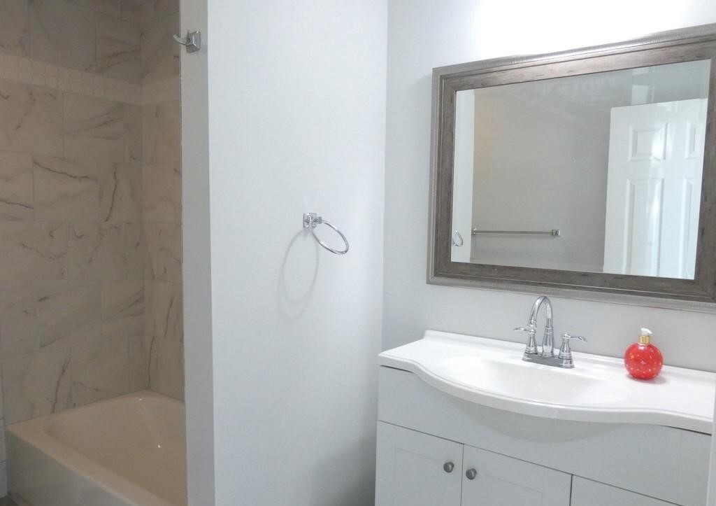 Bathroom - 3400 Emerald St