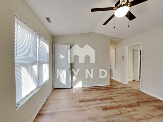 Building Photo - 6625 Cool Water Ct