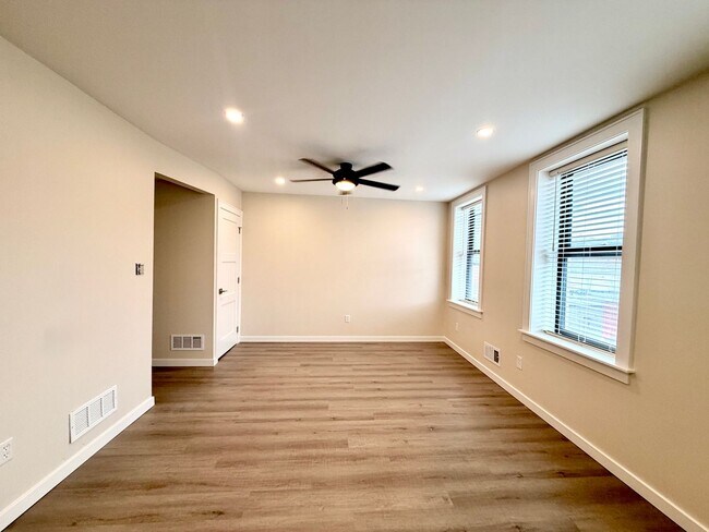 Building Photo - 4017 Butler St