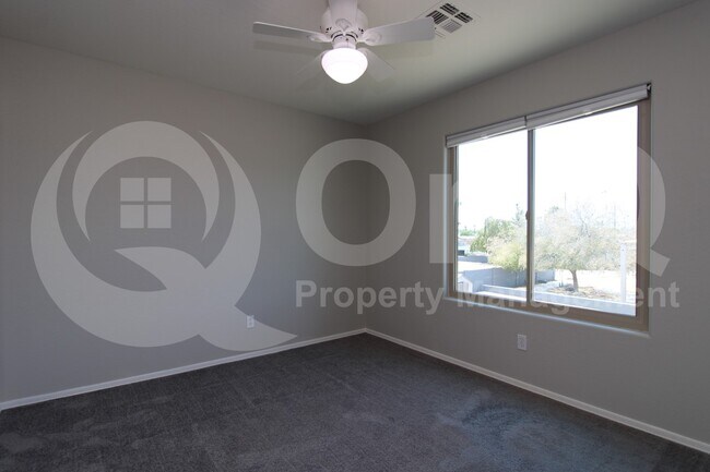 Building Photo - 2020 N Holguin Way