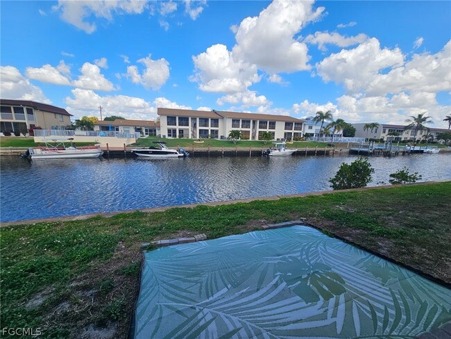 Building Photo - 1221 SE 46th Ln