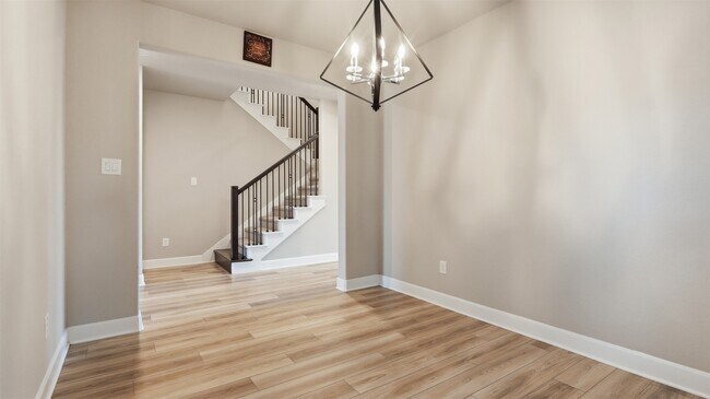 Building Photo - 21450 Petherton Dr