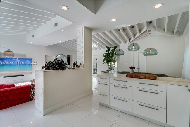 Building Photo - 7501 Adventure Ave