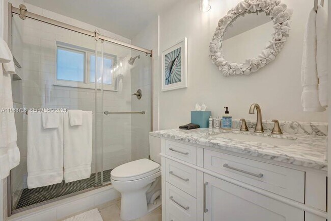 Building Photo - 1319 SW 30th St