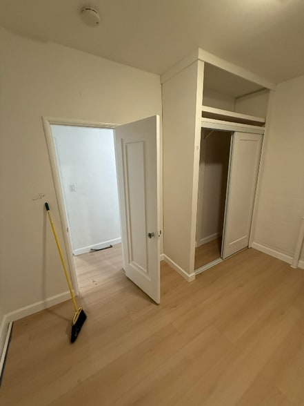 Building Photo - 1700 Le Roy Ave