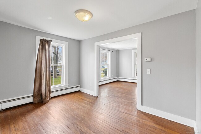 Building Photo - 1701 Farmington Ave