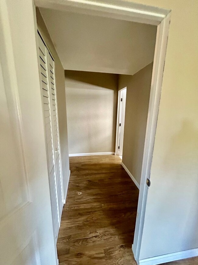 Building Photo - 4 Bedroom 3 bath Home In Rolando Village