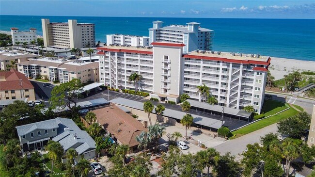 Building Photo - 813 Ormond St