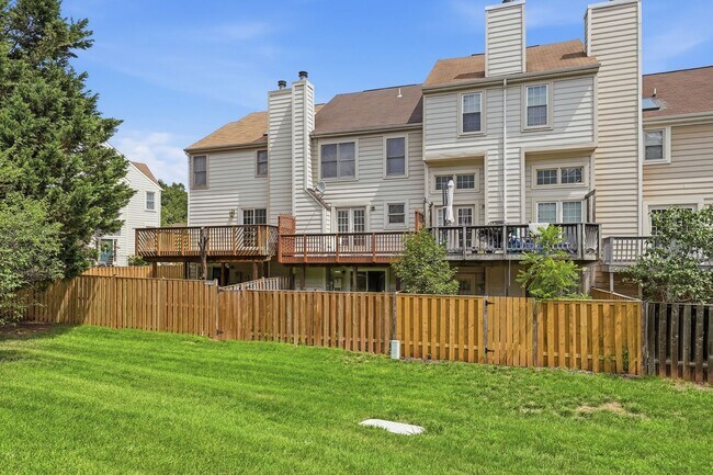 Building Photo - 46733 Woodmint Terrace