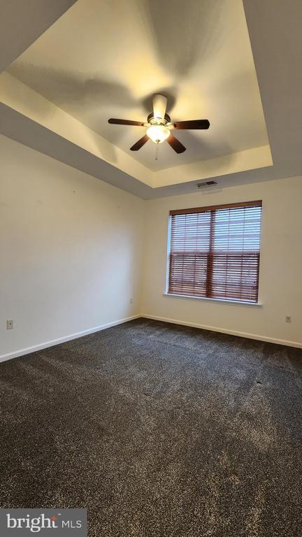 Building Photo - 245 Breeders Cup Dr