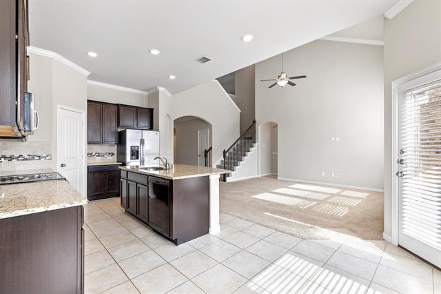 Building Photo - 205 Churchill Dr