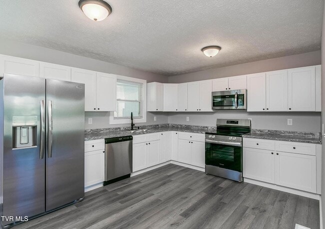 Building Photo - 1205 Morning Star Ln