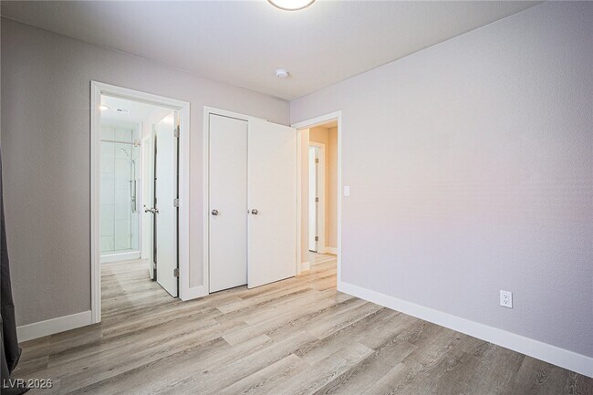 Building Photo - 9456 Rainfall Ave