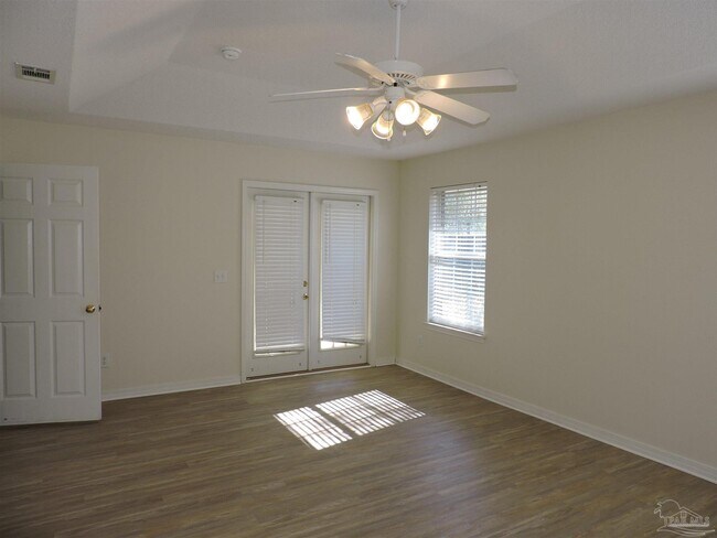 Building Photo - 6837 Fort Deposit Dr