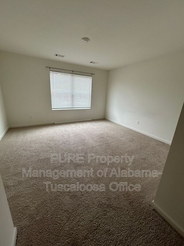 Building Photo - 3509 Magnolia Hls Dr